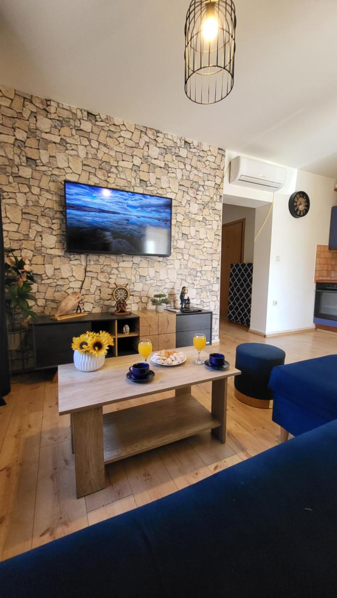 Apartamento Blue Stone-with Parking, Terrace And Bbq Zadar