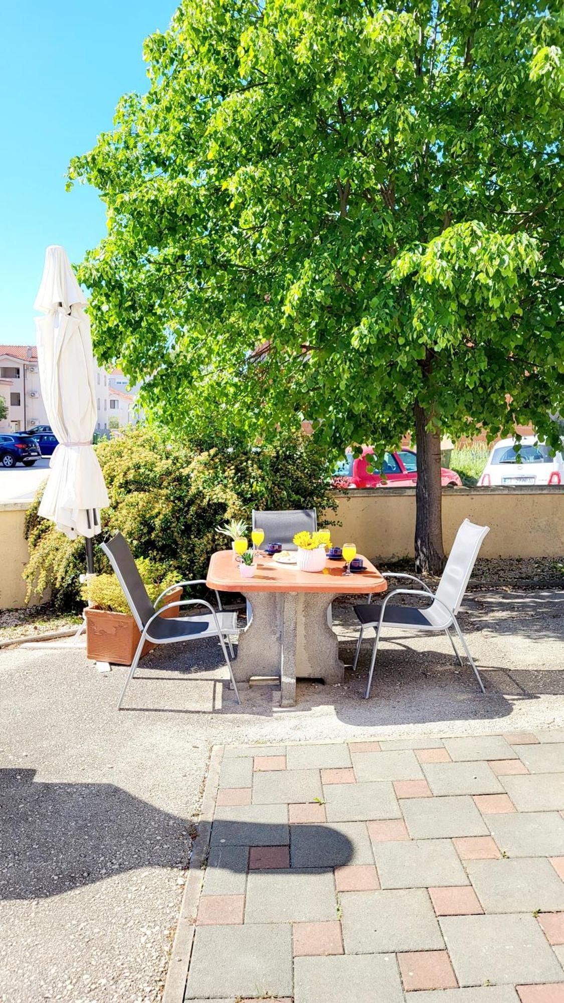 Blue Stone-with Parking, Terrace And Bbq * Zadar